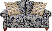 Hampton, Loveseat. by Jennifer Taylor